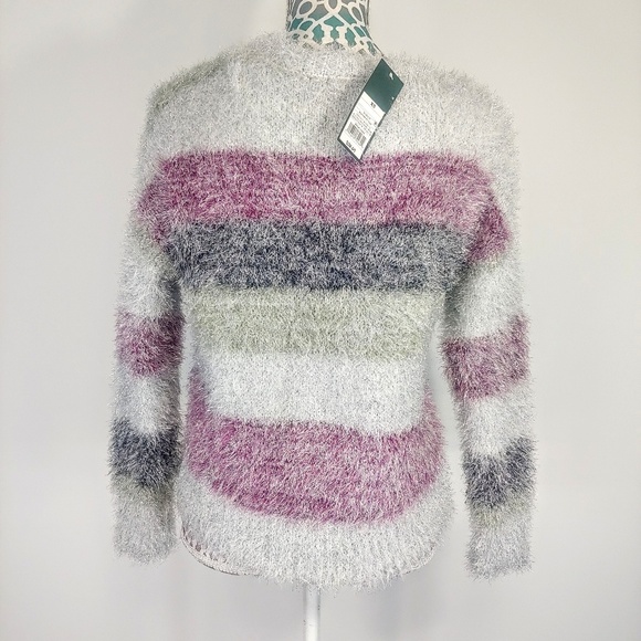 Wild Fable Women Long Sleeve Fuzzy Tinsel Sweater - Picture 4 of 5